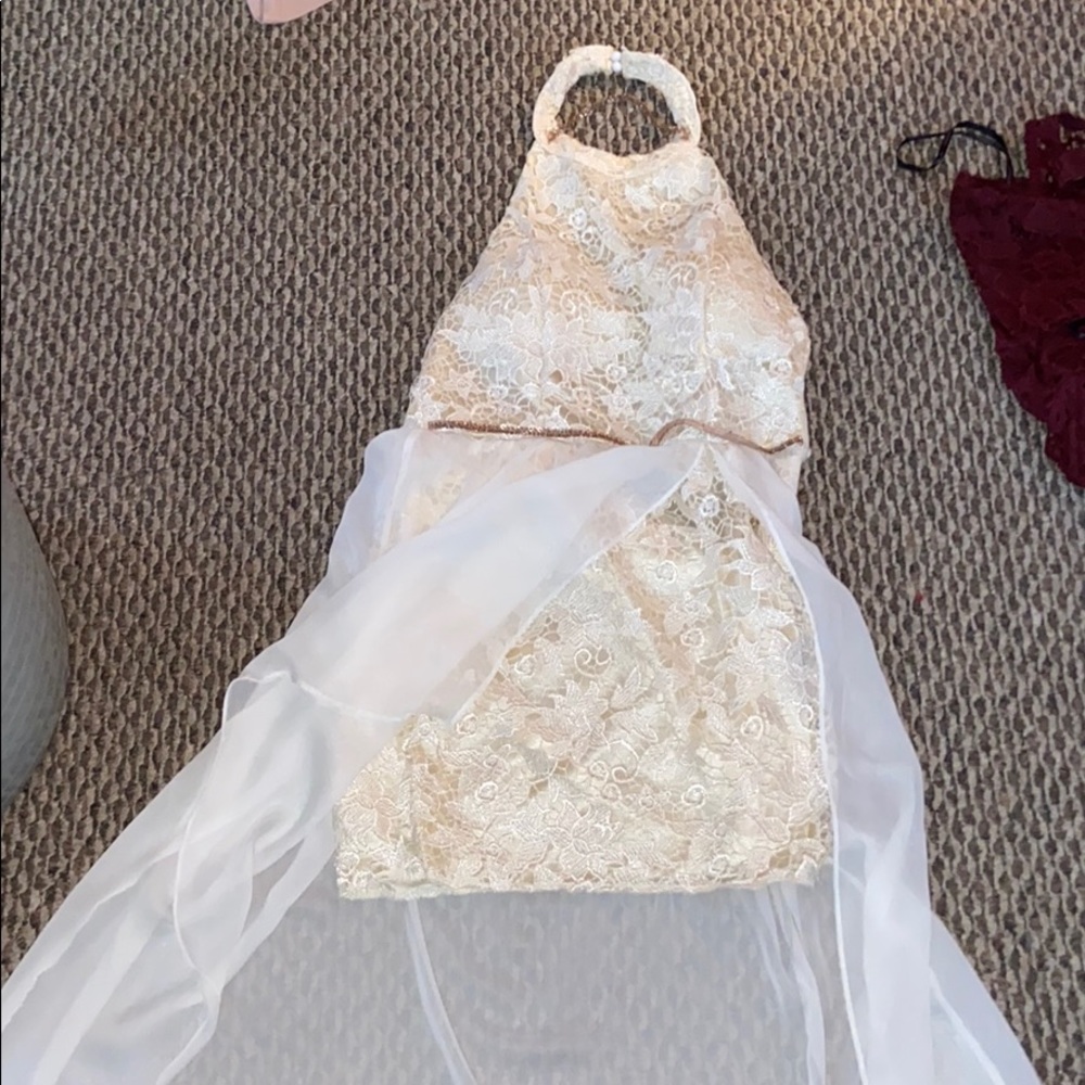 I’m selling a bunch of my old dresses